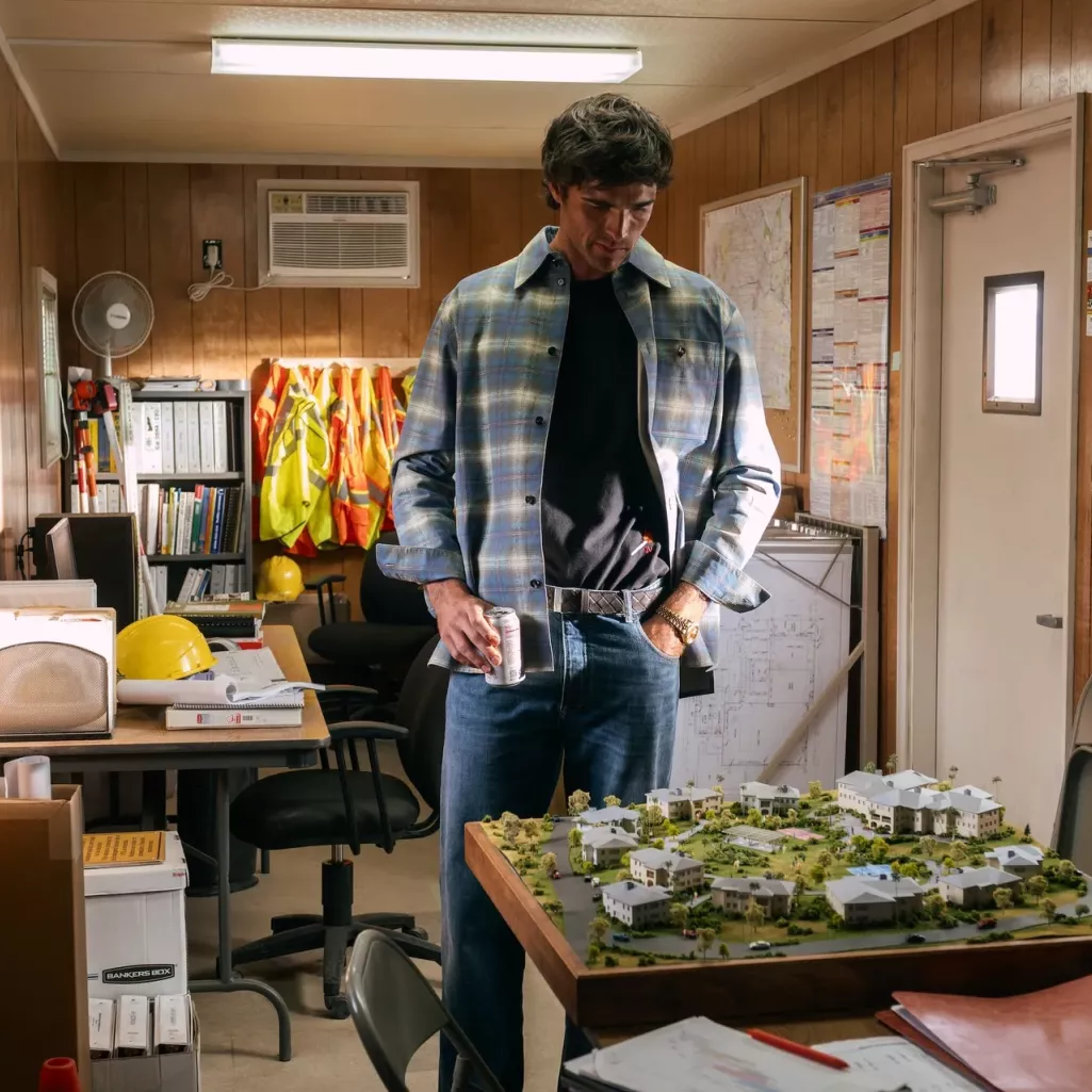 Ο Τζέικομπ Ελόρντι φορά Bottega Veneta στο Euphoria και δεν ήταν ποτέ τόσο cool όσο τώρα