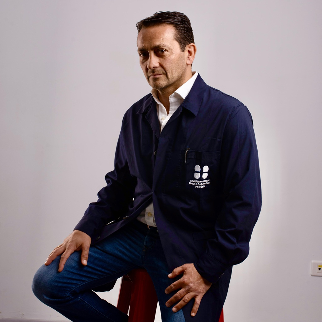 Μάνος Αρβανιτάκης, Ποδίατρος