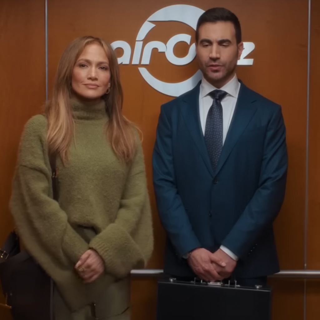 Office Romance: Η Τζένιφερ Λόπεζ επιστρέφει με νέα rom-com στο Netflix, ιδανική για καλοκαιρινή βραδιά στη βεράντα