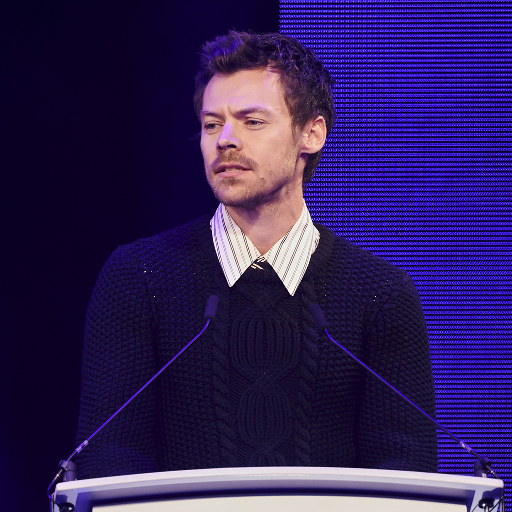 Ivor Novello Awards: O Χάρι Στάιλς αποκάλυψε πώς έχασε την παρθενιά του 