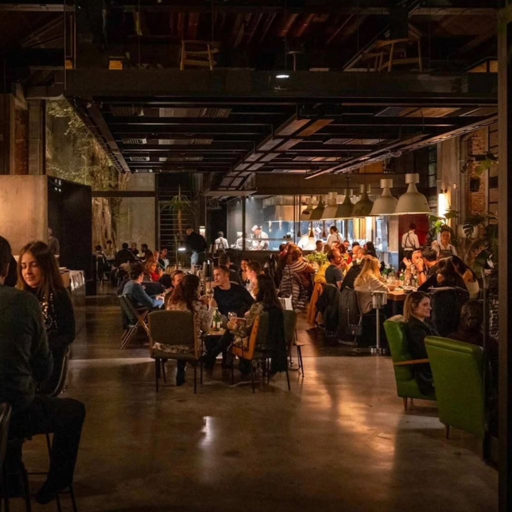 To καλύτερο bar της Ιταλίας σερβίρει για ένα βράδυ στην Καλντέρα