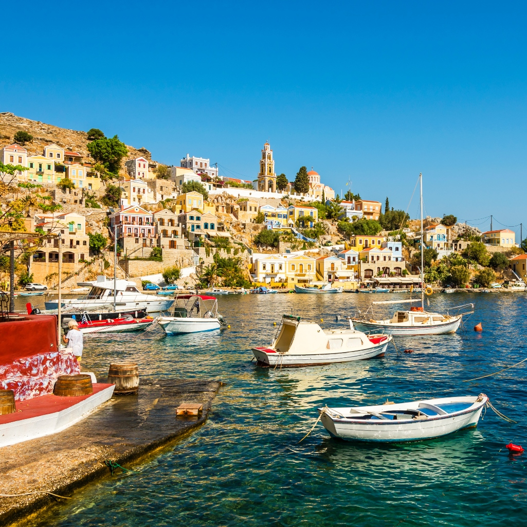 Μικρά, αλλά πανέμορφα: 7 ελληνικά νησιά που θα νιώσεις σαν να σταμάτησε ο χρόνος