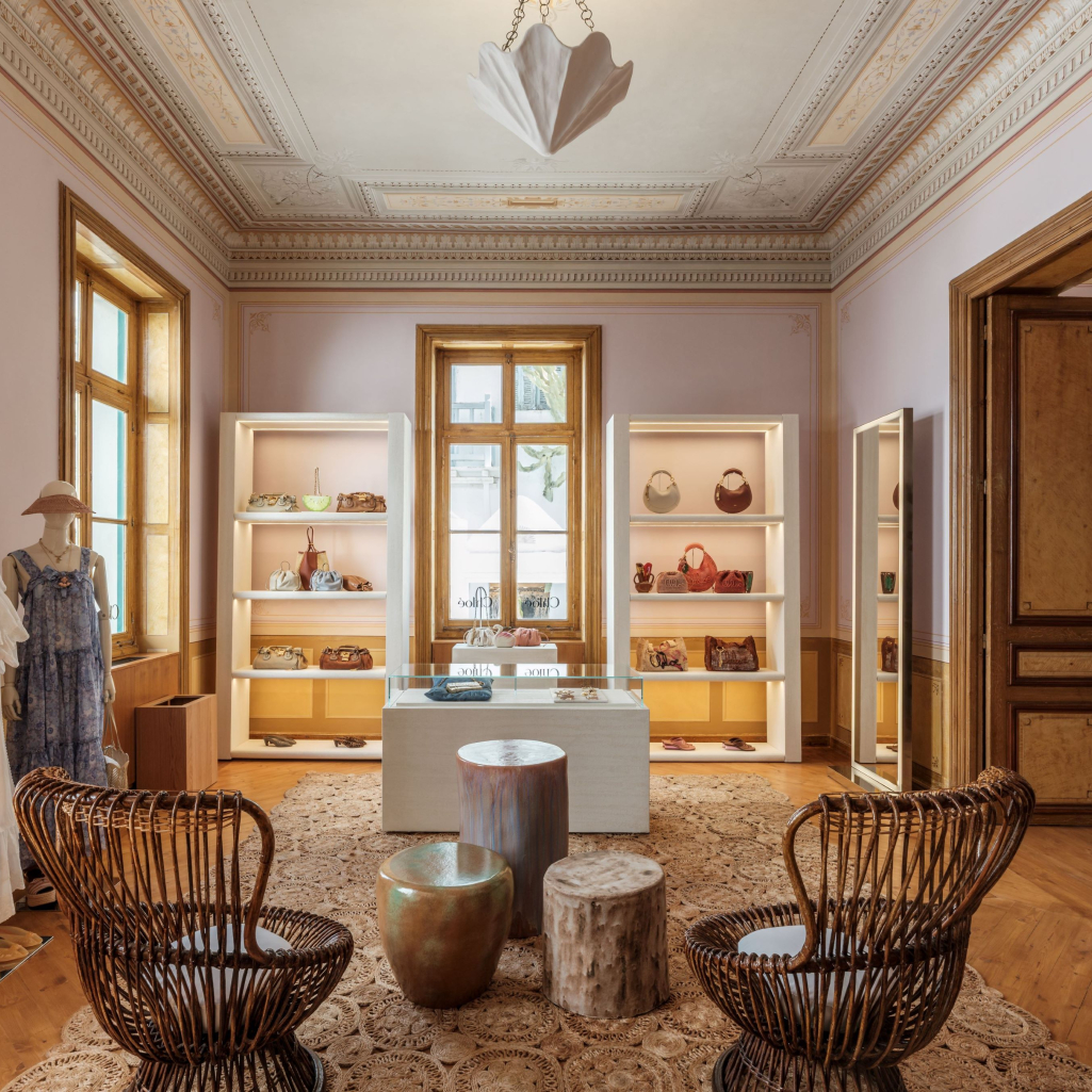 Η KALOGIROU εγκαινιάζει ένα νέο Concept Store-ορόσημο στη Μύκονο, αναβιώνοντας την ιστορική Οικία Βενιέρη