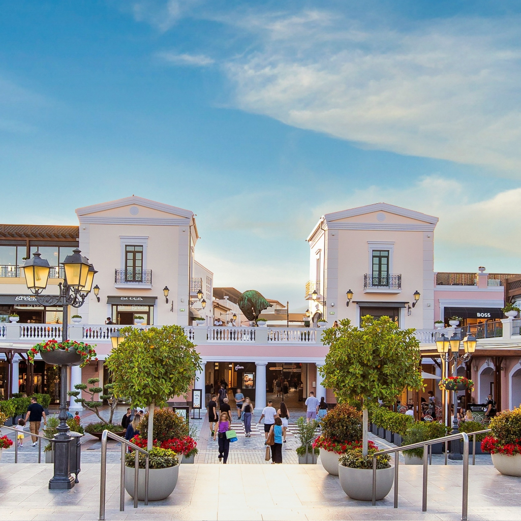 Το καλοκαίρι έχει όλα όσα αγαπάς στο Designer Outlet Athens