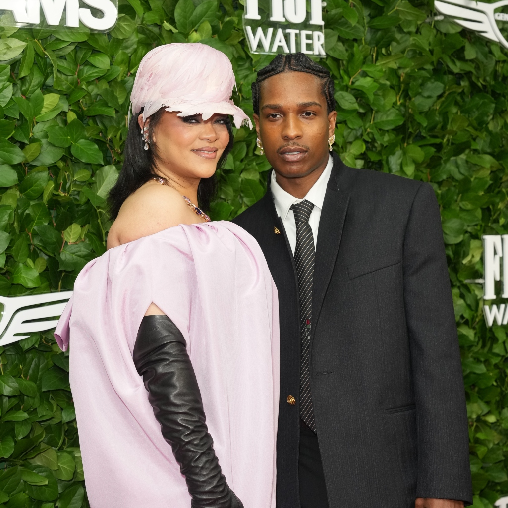 Ο ASAP Rocky πουλά skincare στη Ριάνα και το internet δεν χορταίνει το νέο τους βίντεο
