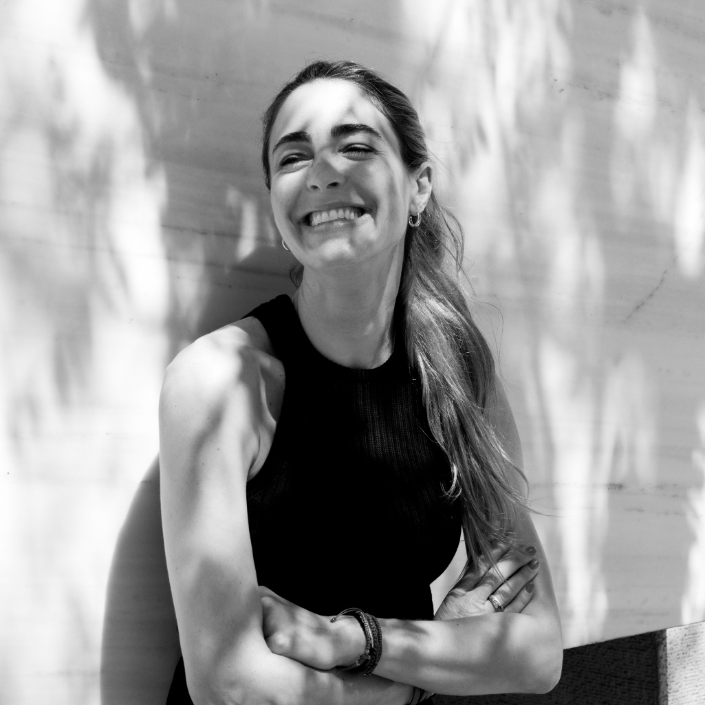 Stefania Frangista: «Οι γυναίκες επιλέγουν πιο διαχρονικά σχέδια και prints»