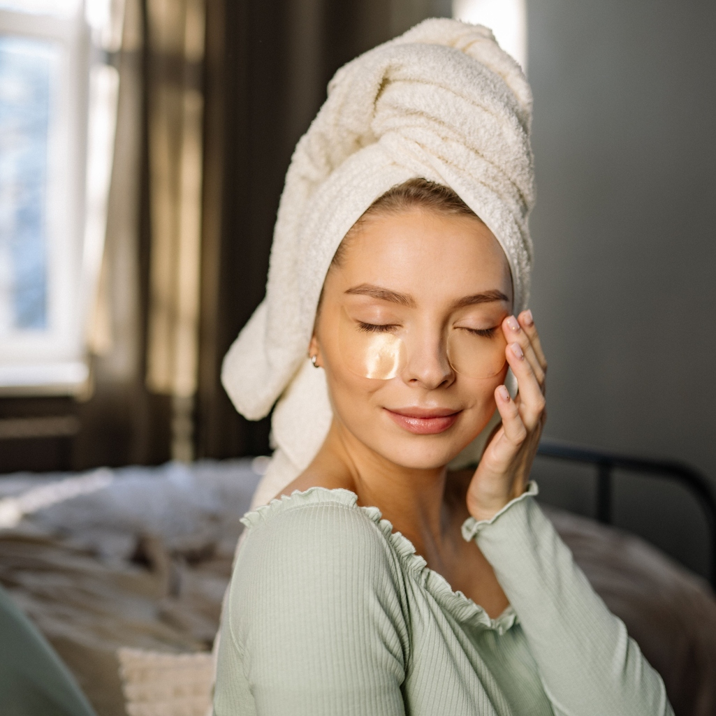 Σου βρήκαμε τη νέα skincare σειρά που χρειάζεσαι μετά τις διακοπές για πιο φωτεινή και ομοιόμορφη επιδερμίδα