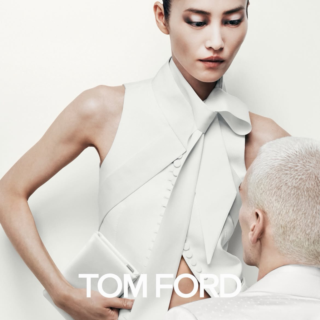 Η νέα καμπάνια του Tom Ford κάνει τη μόδα να μοιάζει με παιχνίδι αποπλάνησης