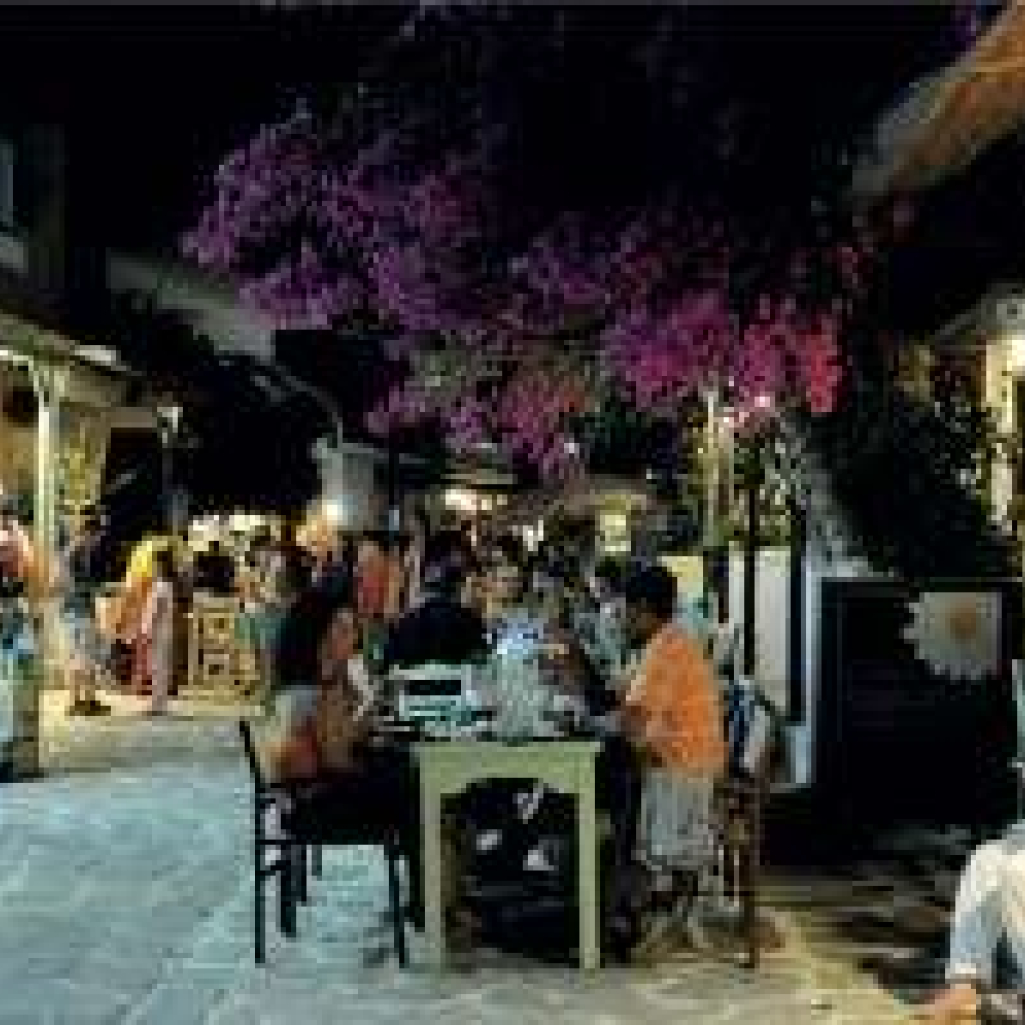 antiparos.jpg