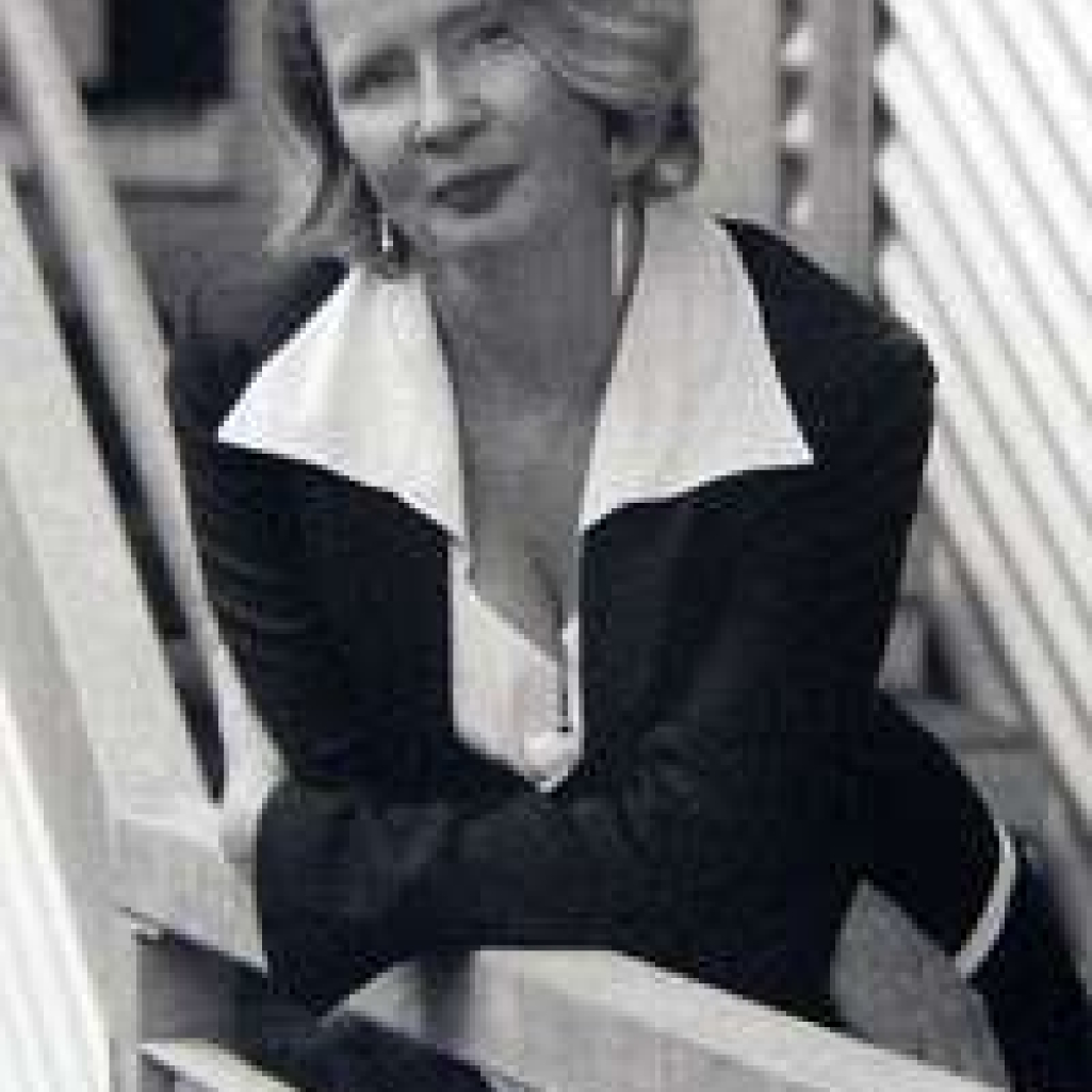 joanna_bourke_portrait.jpg