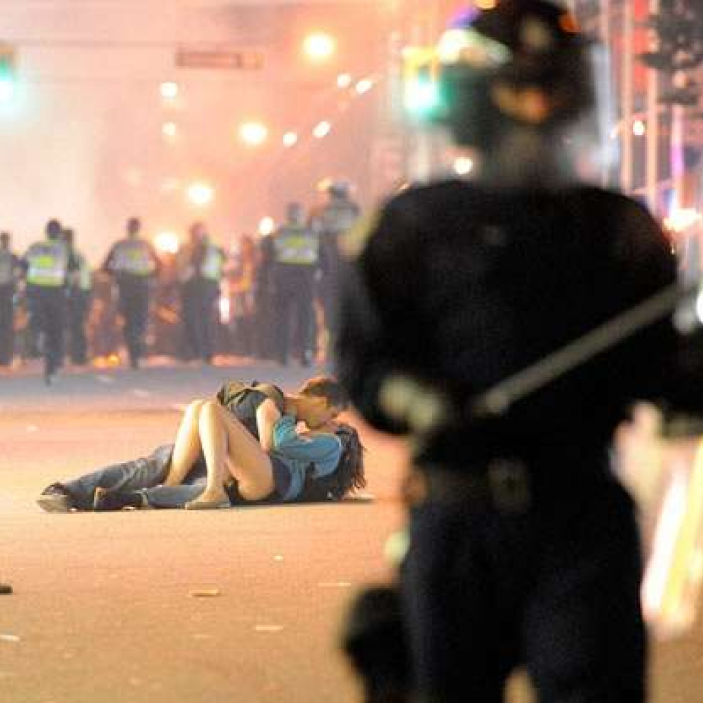 vancouver_kiss_1.jpg