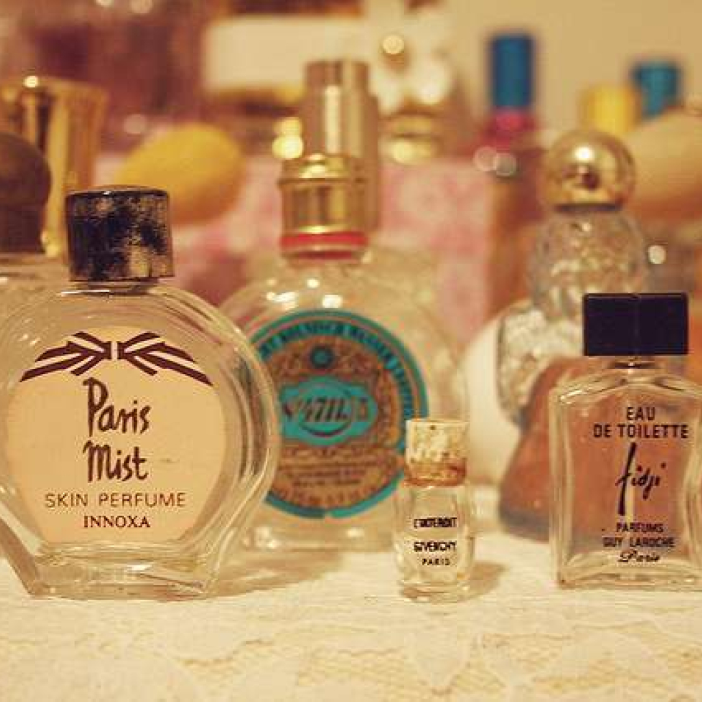 perfume1.jpg