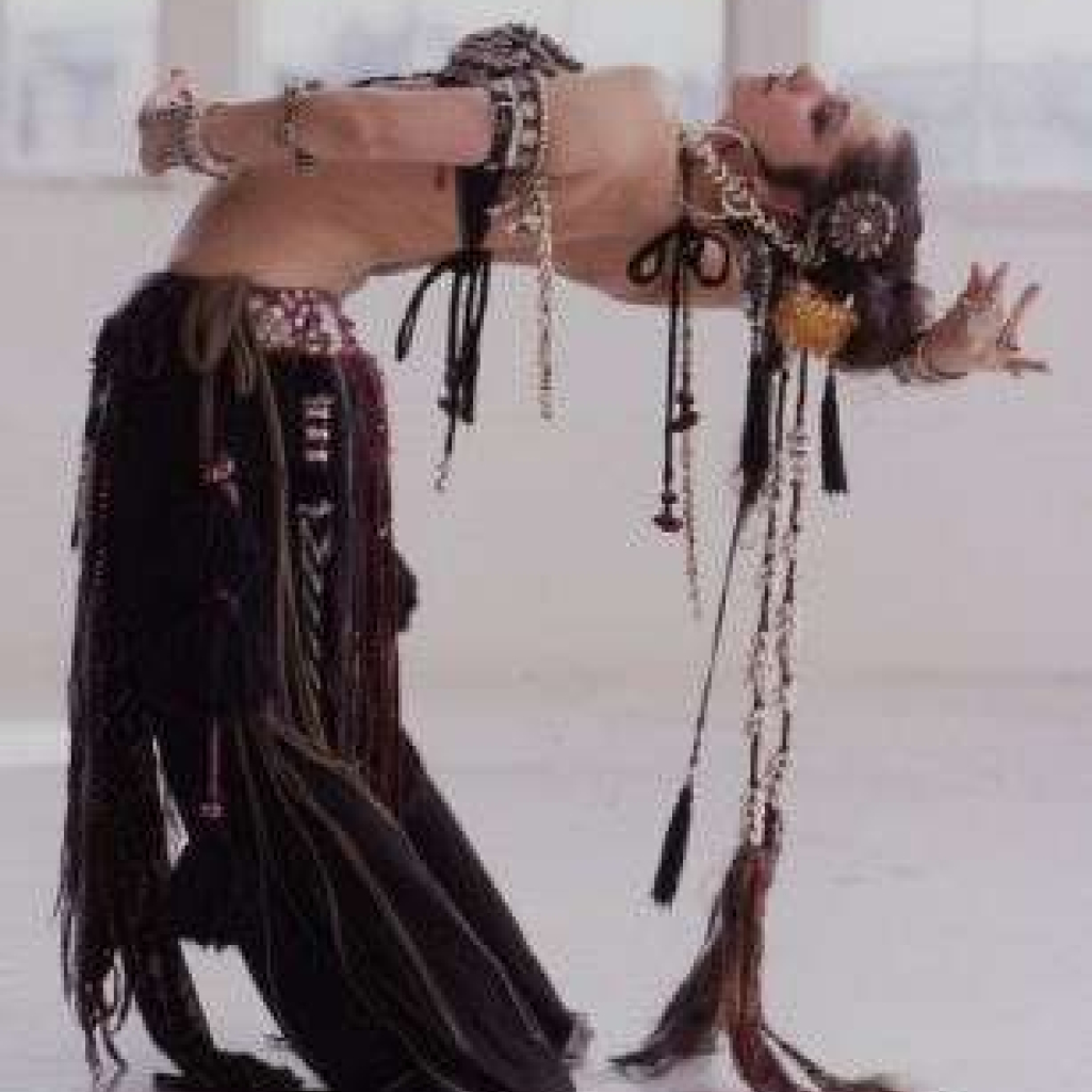belly-dance-dancers-sexy-nude-dubai-arab-desert-nude-tribal-belly-dress-8.jpg