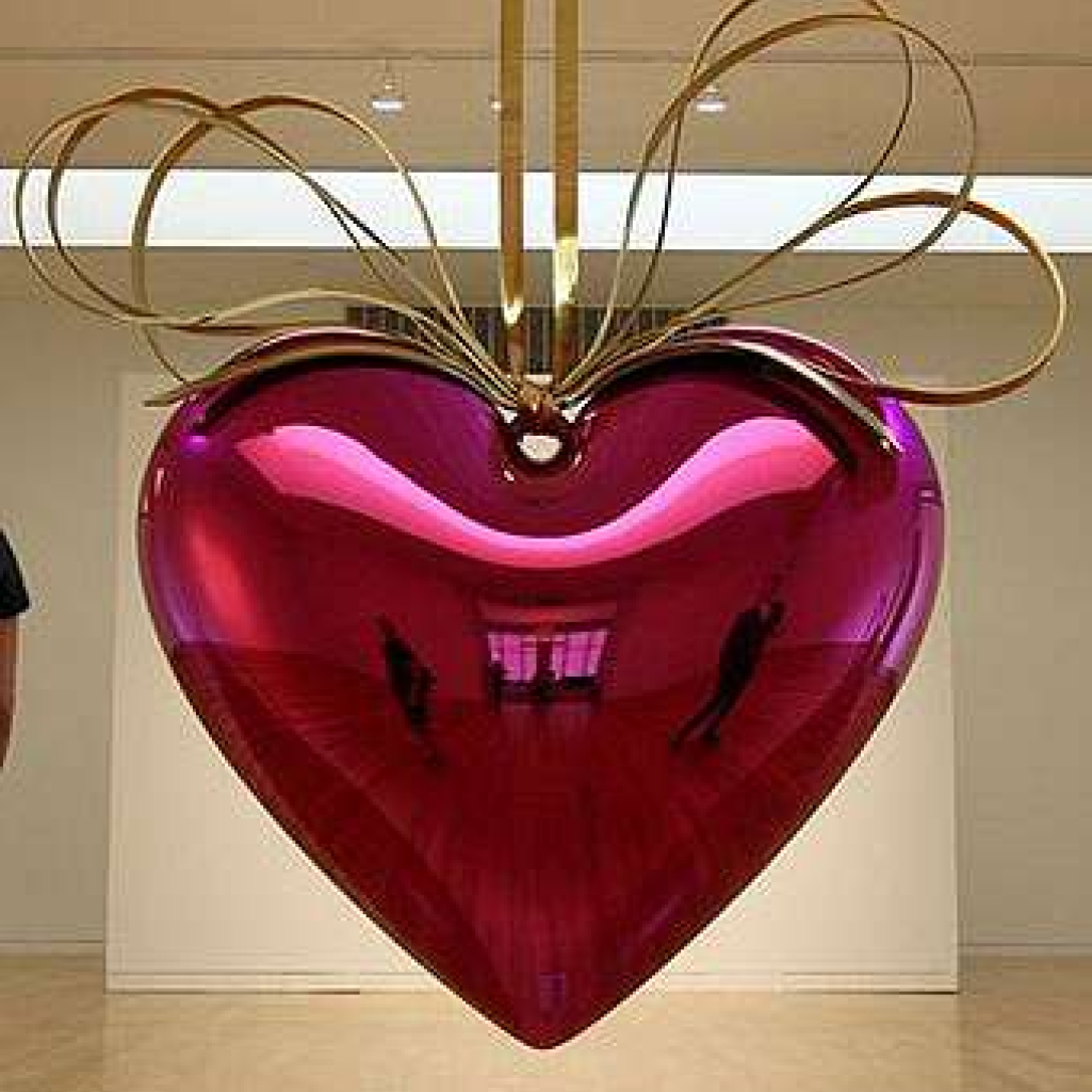 jeff-koons-heart.jpg