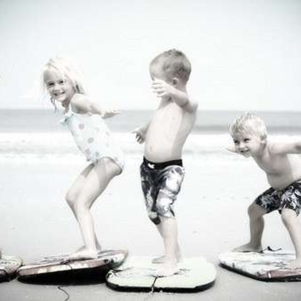 kids_beach.jpg