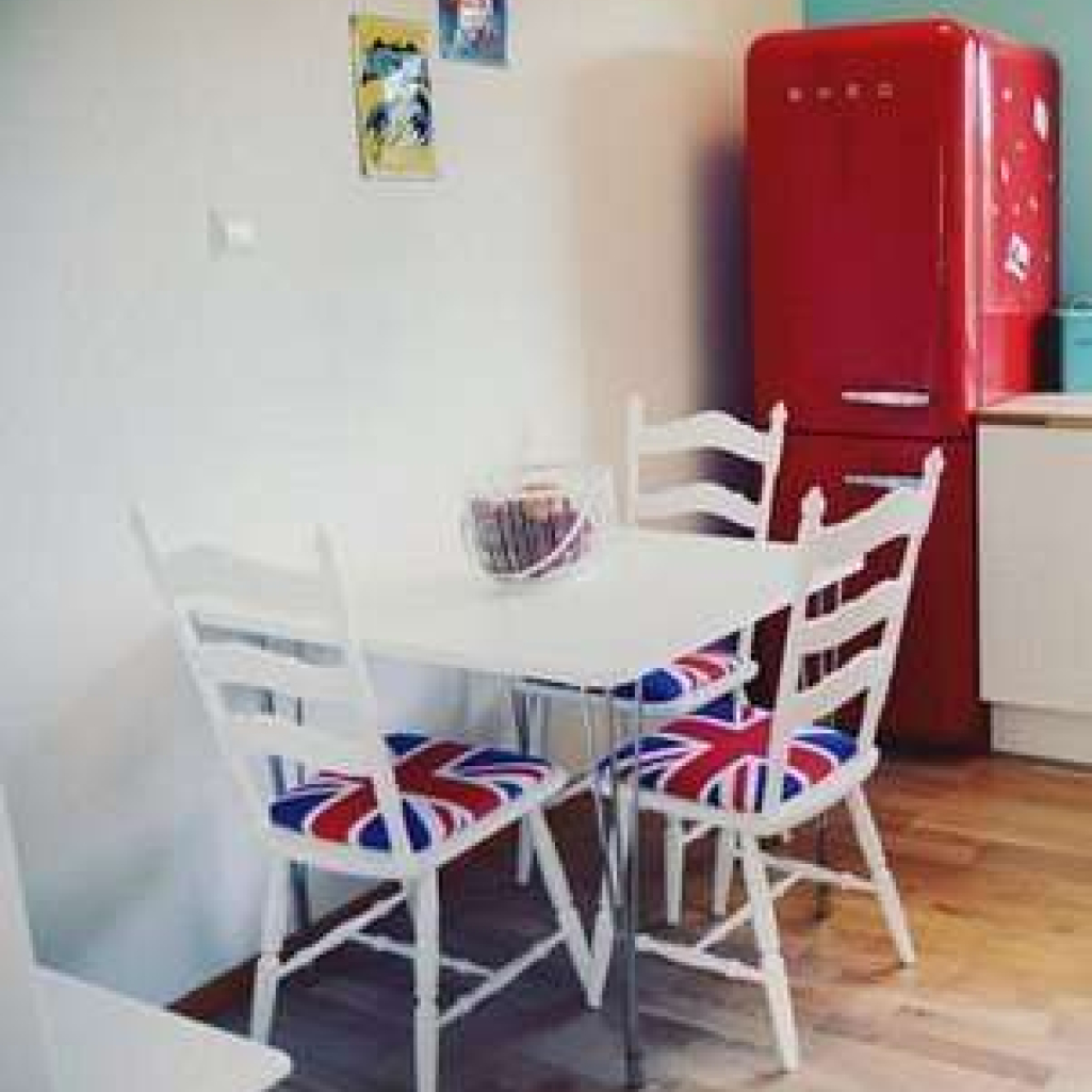 red-kitchen.jpg
