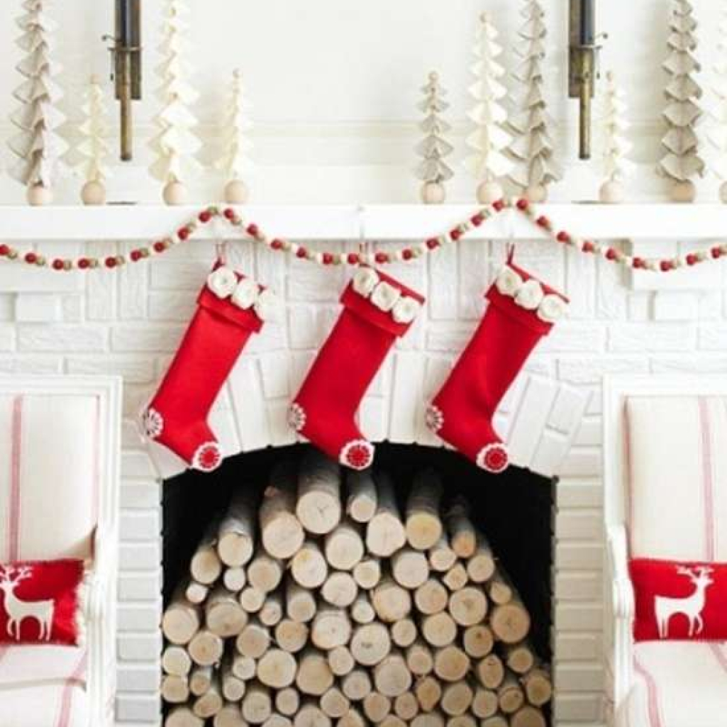 xmas-fireplace2.jpg