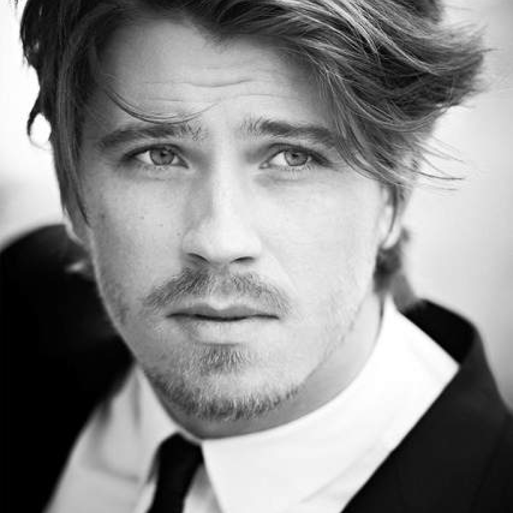 GARRETT-HEDLUND-1.jpg