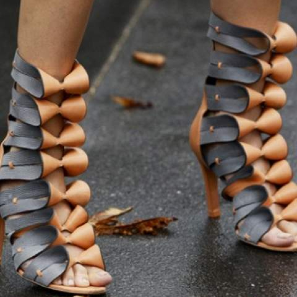 HEELS.jpg