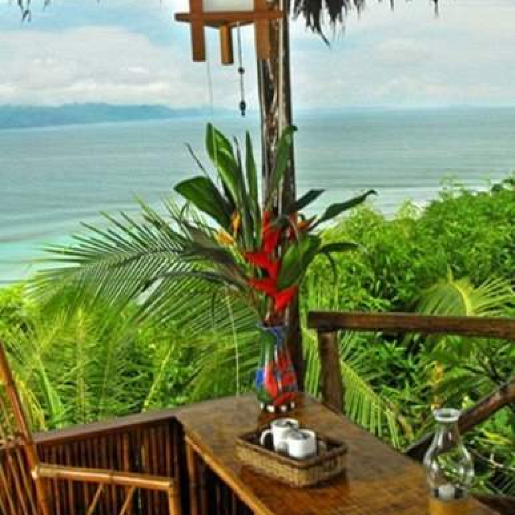 ECO-RESORTS2.jpg