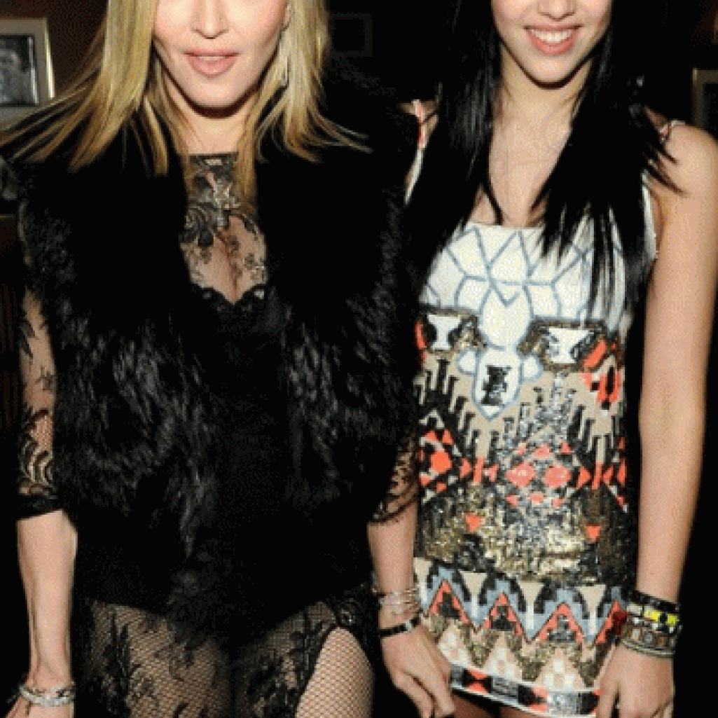 MADONNA-LOURDES1.png