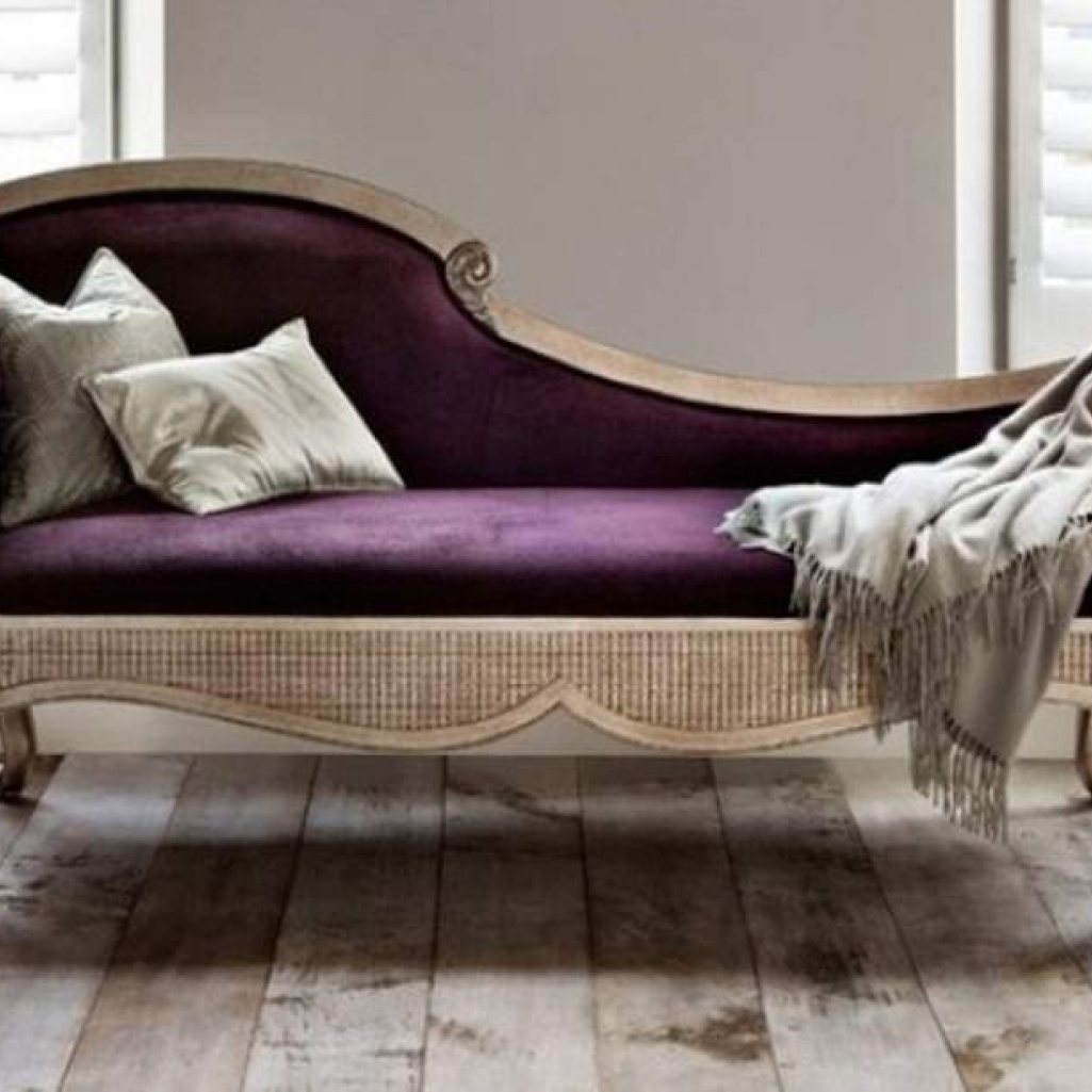 CHAISE111.jpg