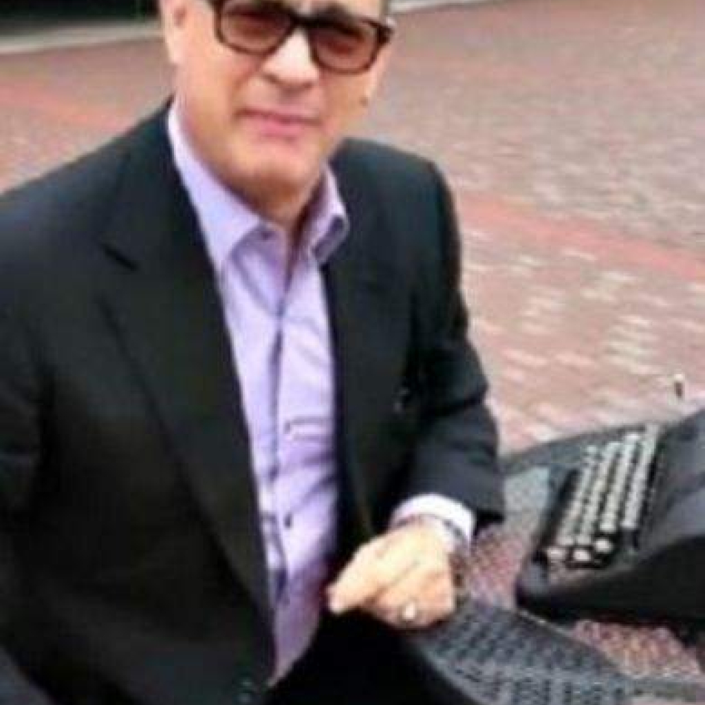 TOM-HANKS1.jpg
