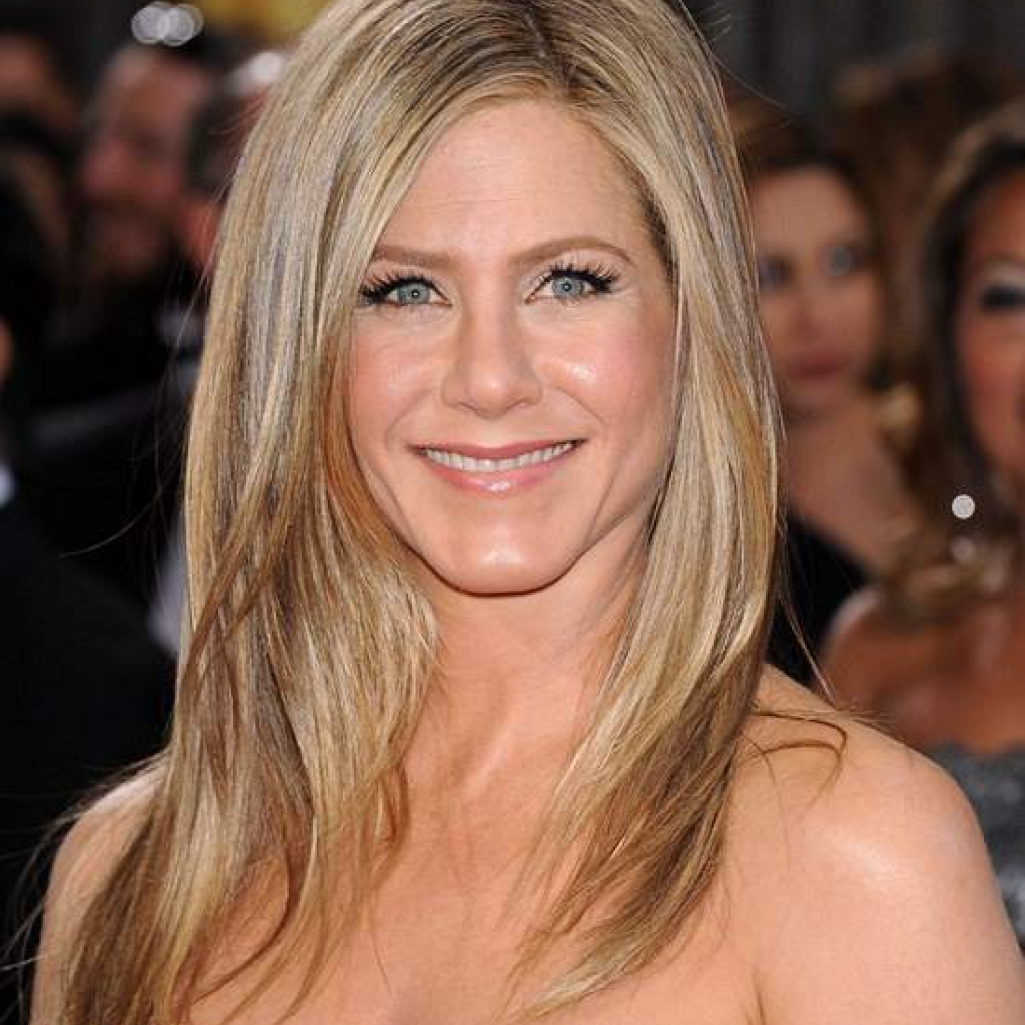 aniston1.jpg