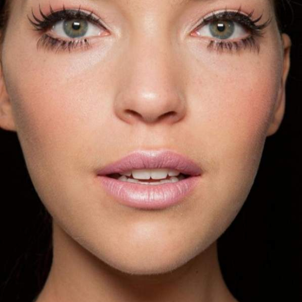 EYELASHES.jpg
