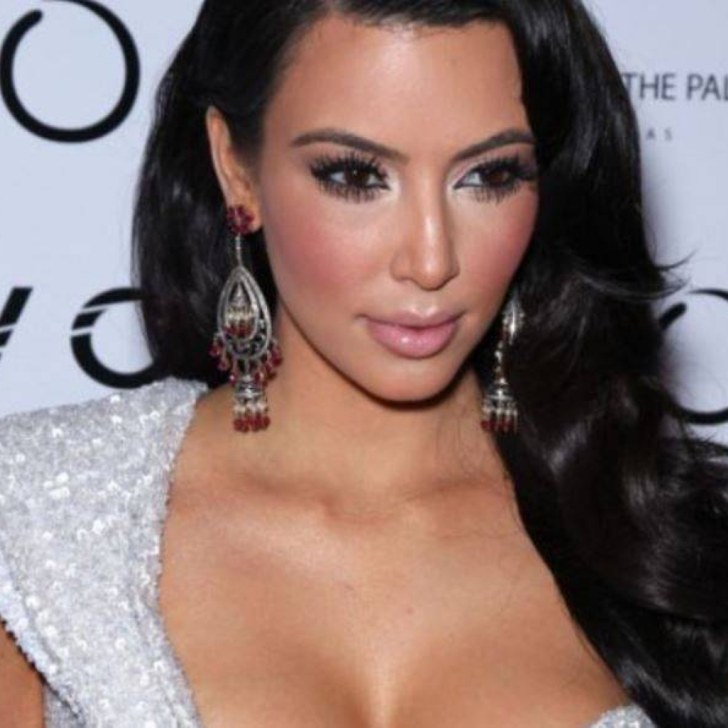 Kim-Kardashian-Denies-Getting-Breast-Augmentation-2.jpg