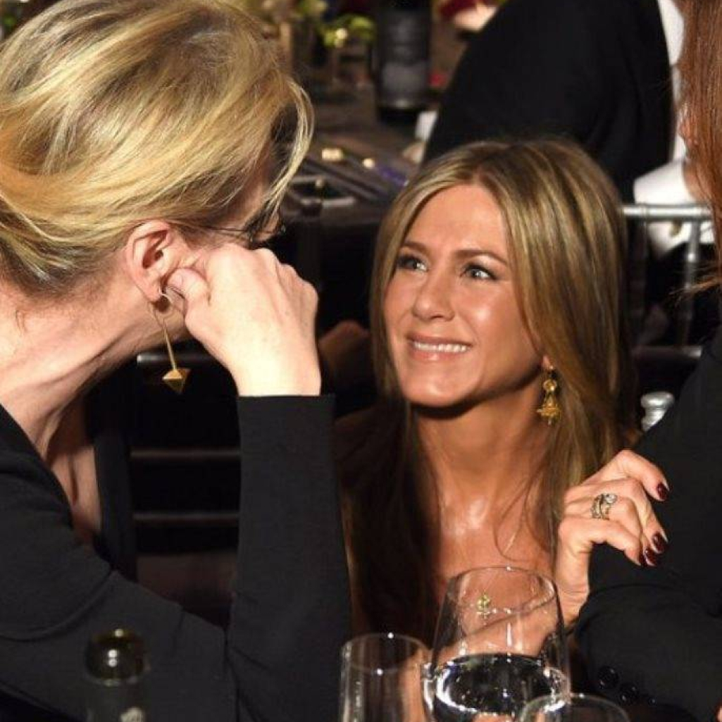 Jennifer-Aniston-Meryl-Streep-SAG-Awards1.jpg