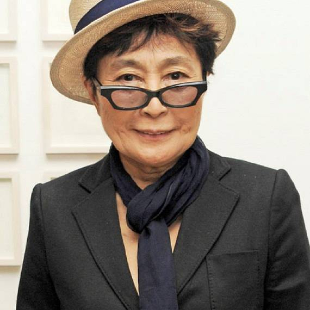 1356737306_yoko-ono-467kaueta.jpg