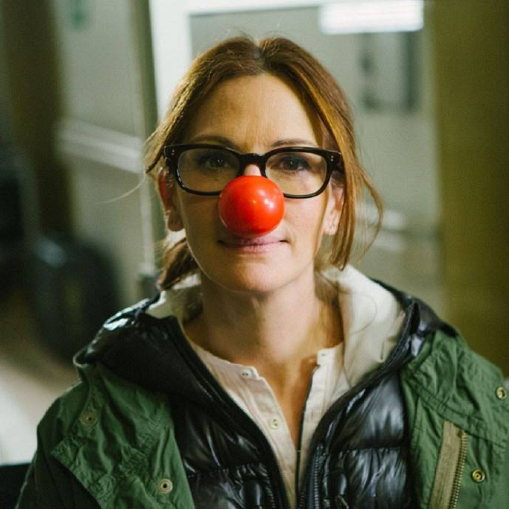 Julia-Roberts-Red-Nose-Day.jpg