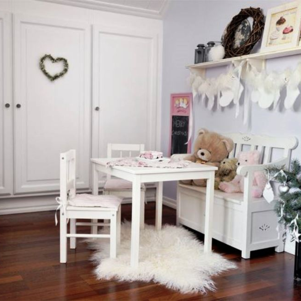KIDS-ROOM-XMAS1.jpg