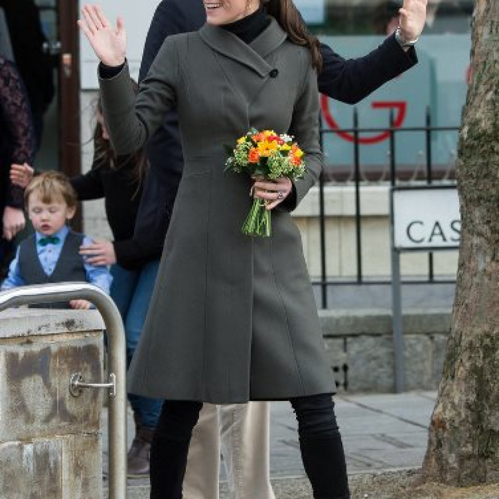 Kate-Middleton-Prince-William-Visit-North-Wales-2015-1.jpg