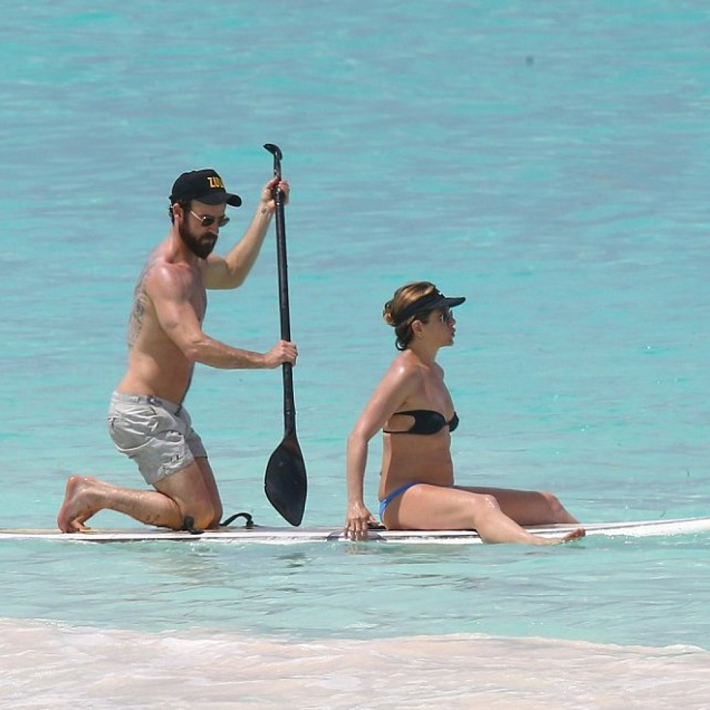 aniston-7.jpg