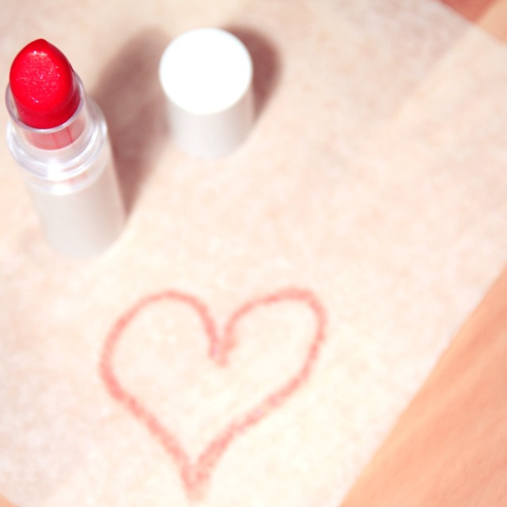 cover-lipstick.jpg