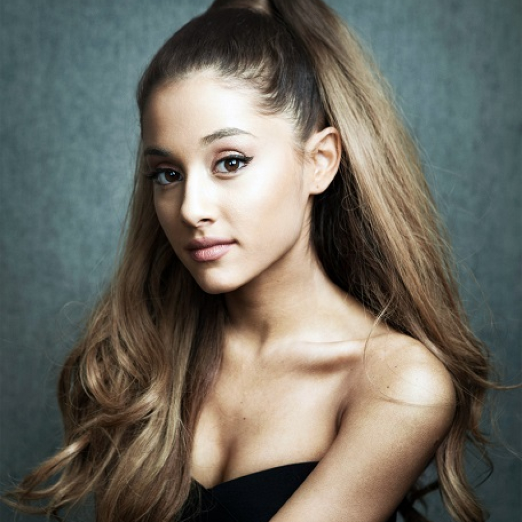 Ariana-Grande-New-York-Times-2014-Photoshoot-by-Kevin-Scanlon-01.jpg