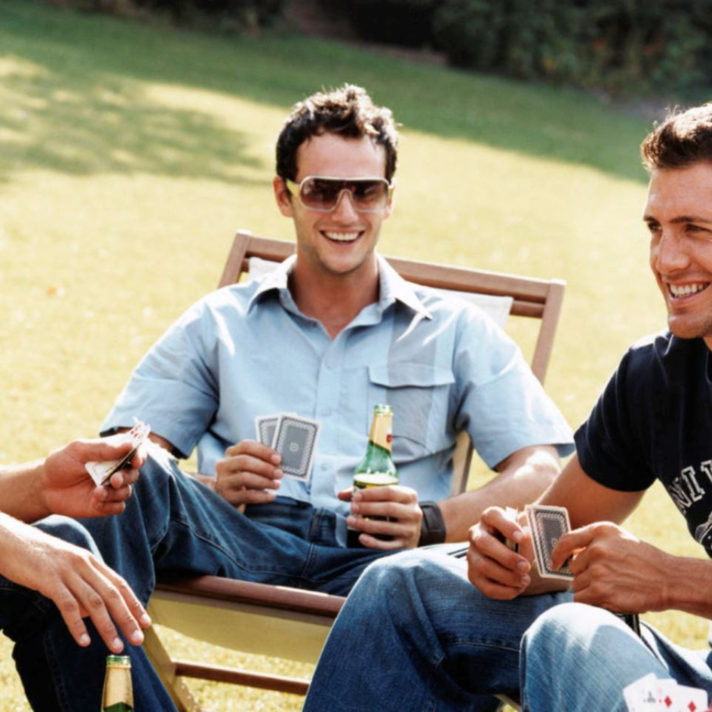 male-friends-768x384-2x.jpg