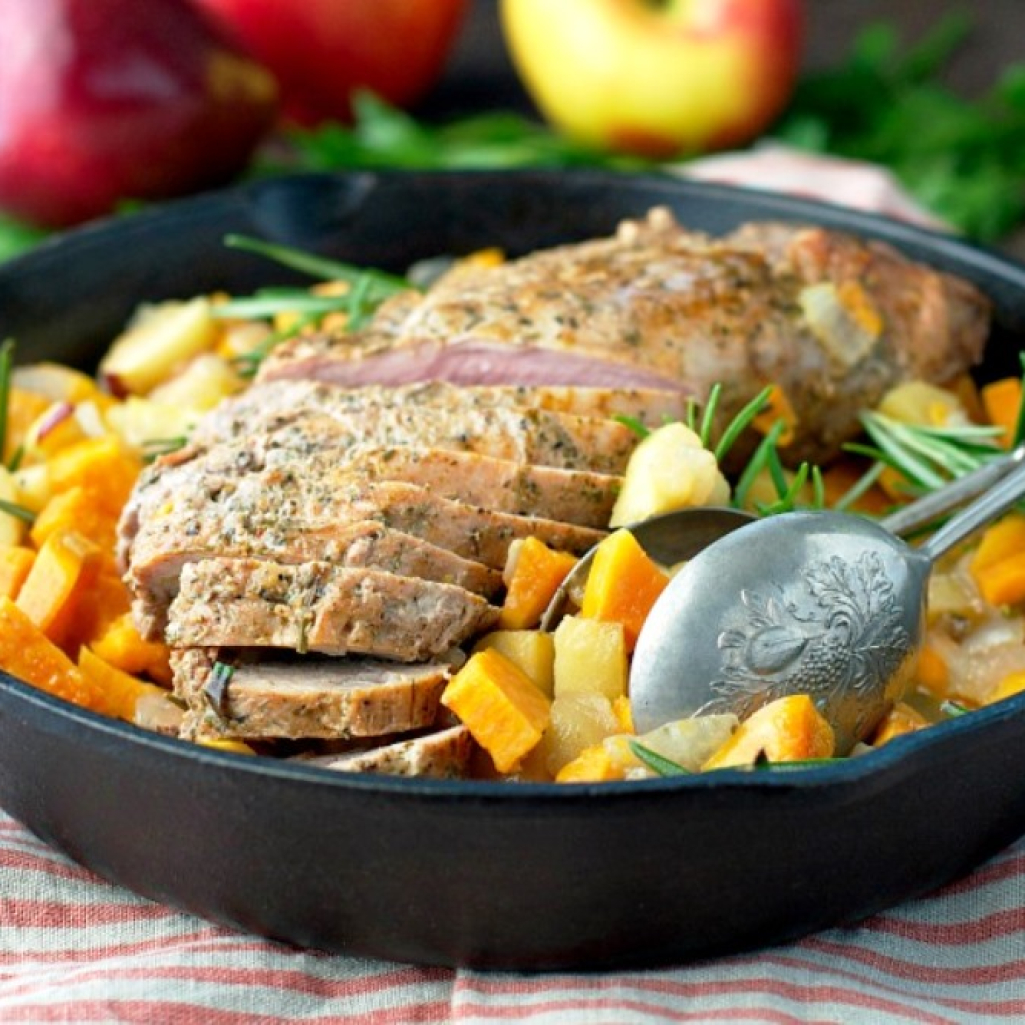 roasted-pork-tenderloin-with-apples-and-sweet-potatoes-8.jpg