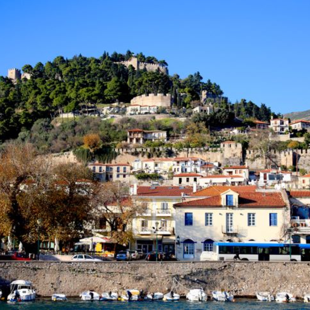 toptenregions6-epiruswesterngreece-6naypaktos.jpg