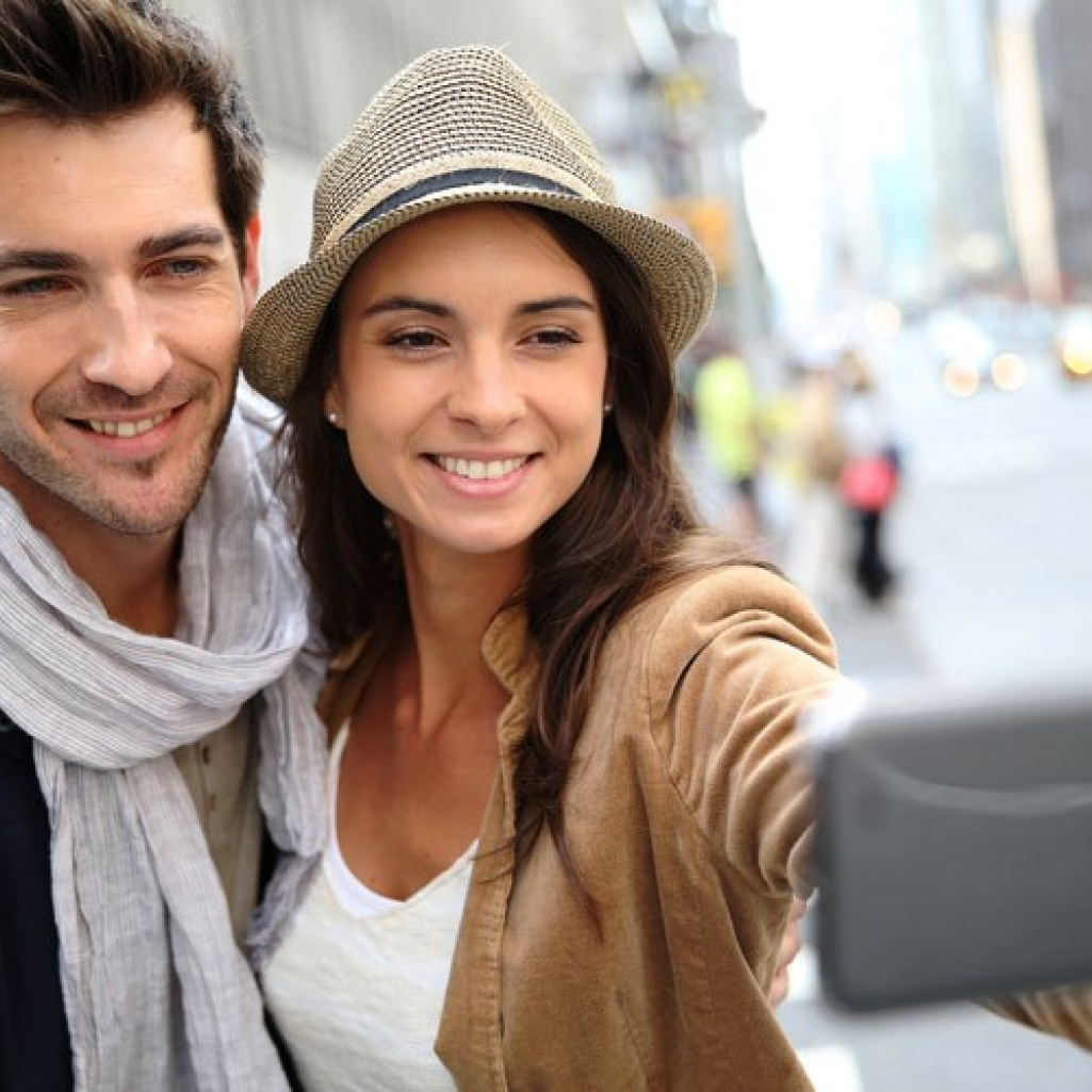 selfie-couple.jpg