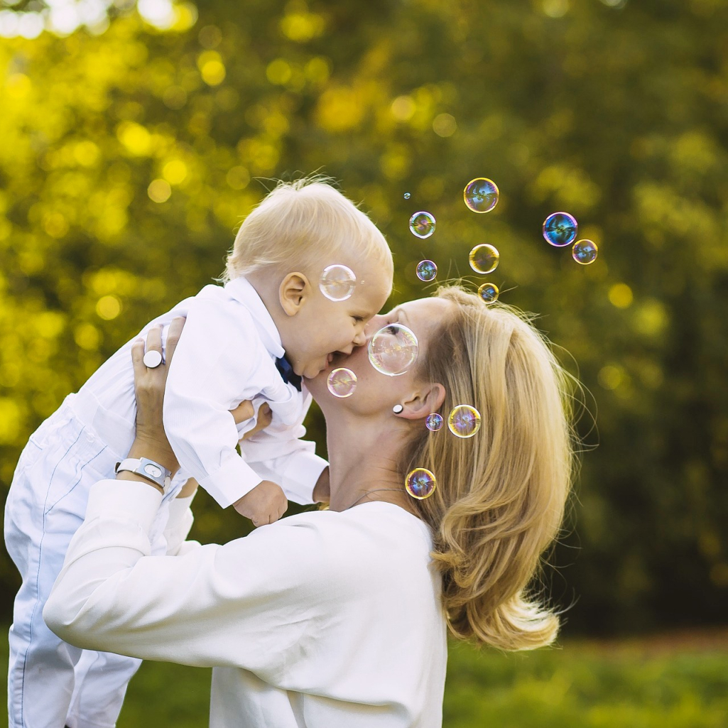 happiness-987394-1920.jpg