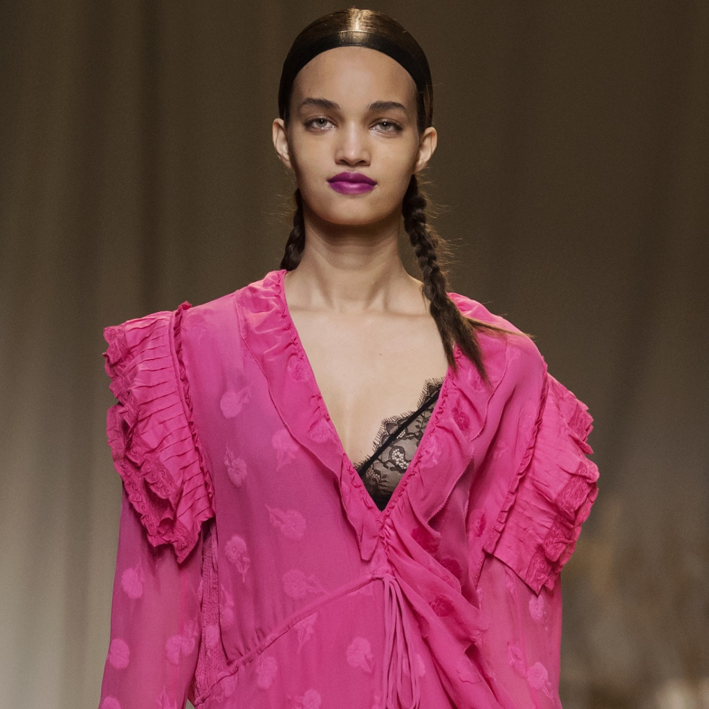 32-hm-studio-ss17-runway-ellen-rosa.jpg