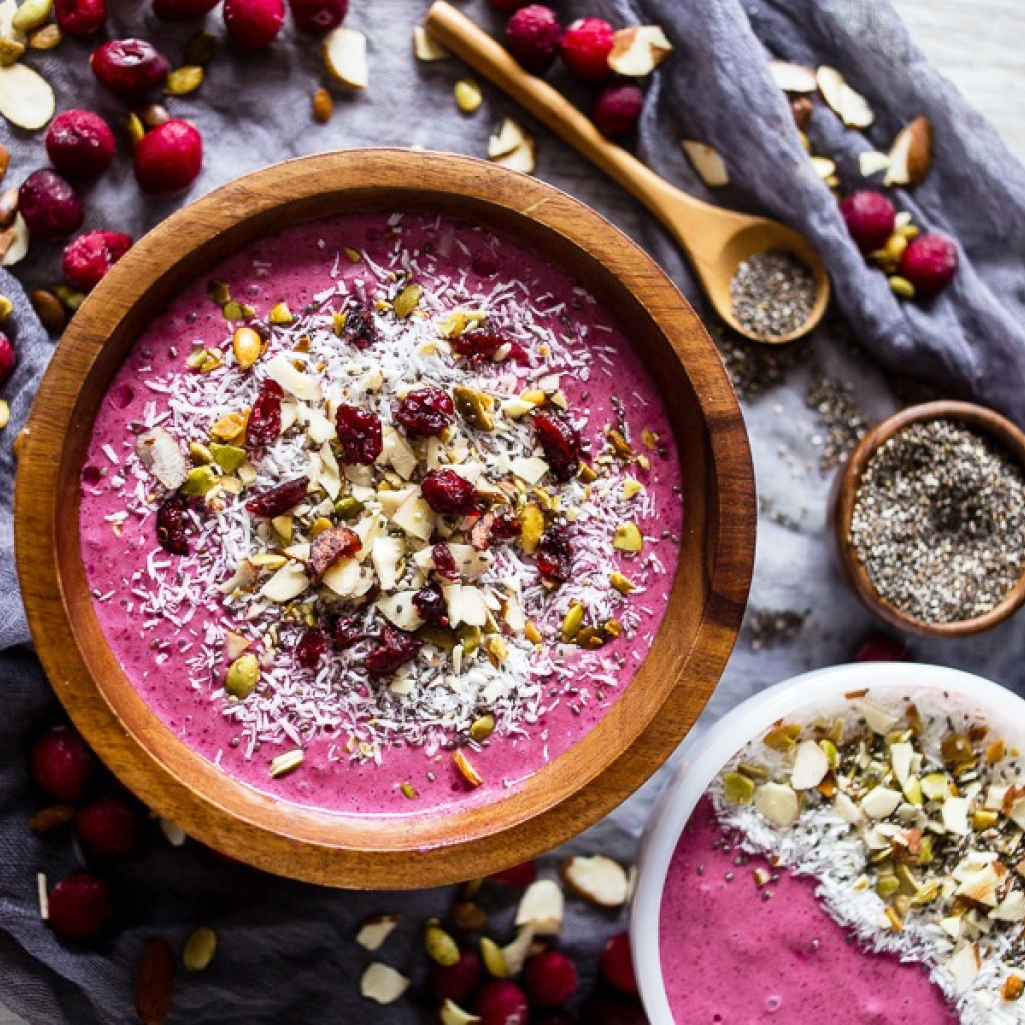 cranberry-smoothie-bowl-2.jpg