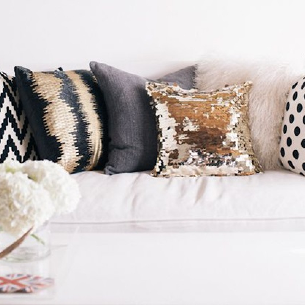 throw-pillows.jpg