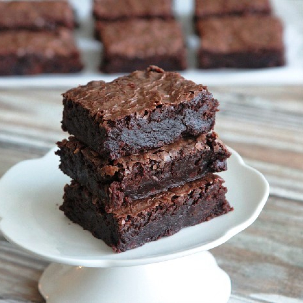 ice-cream-sundae-brownies-3.jpg