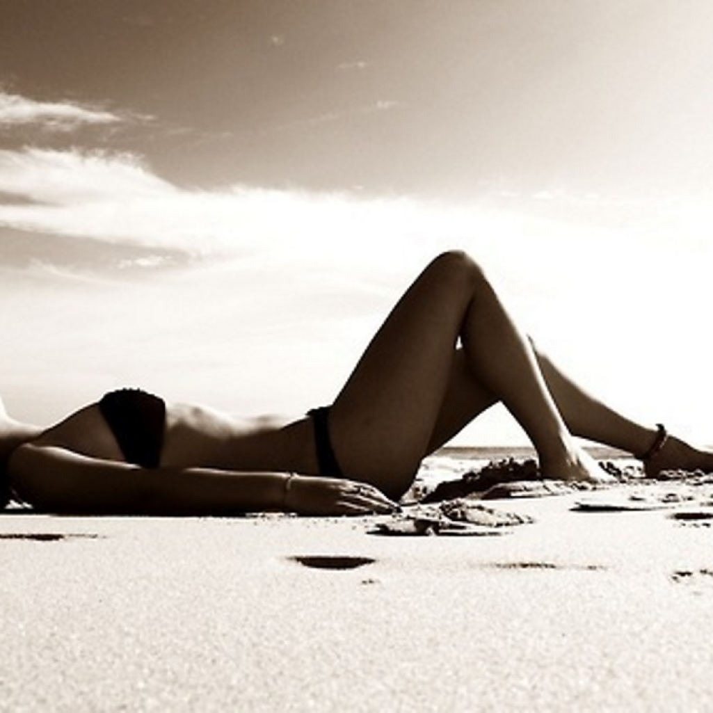 beach-bikini-girl-sand-summer-favim-com-195437.jpg