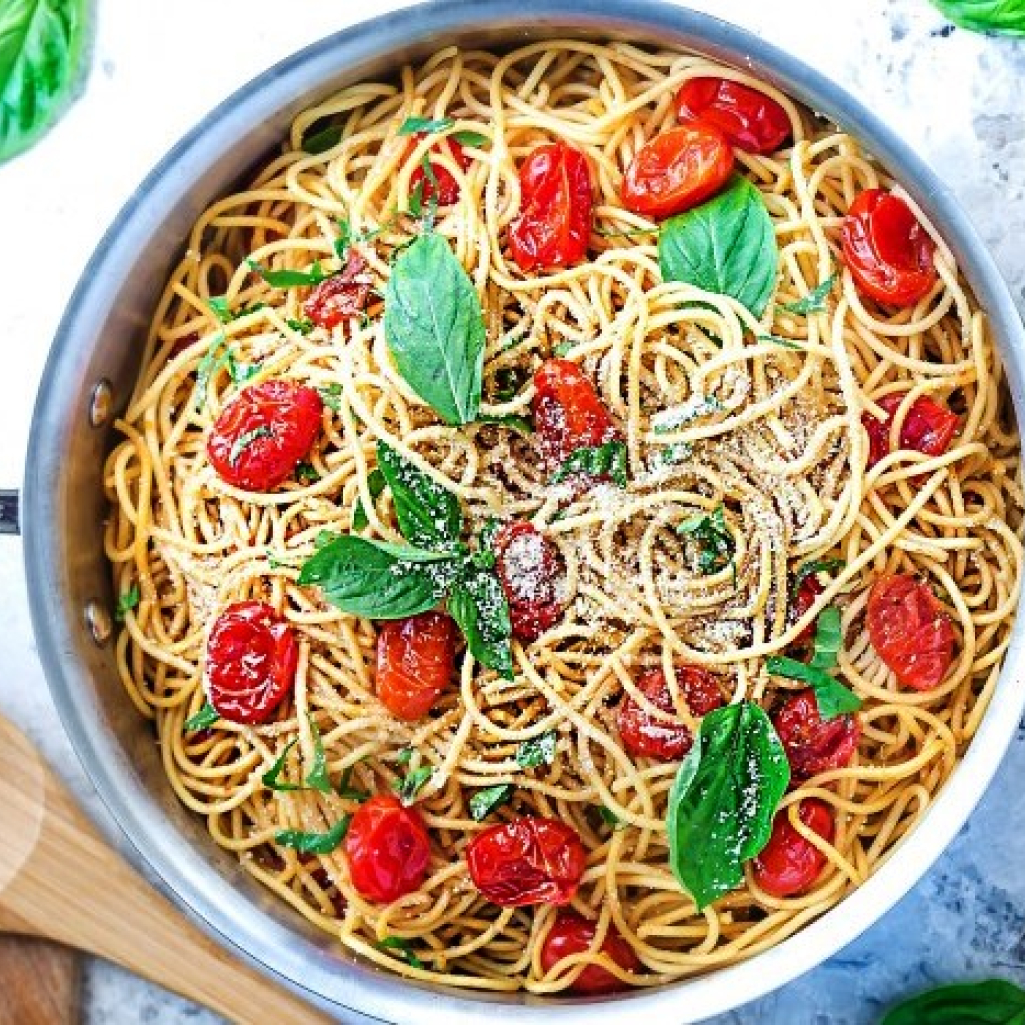 cherry-tomato-basil-spinach-and-parmesan-pasta-makes-the-perfect-easy-weeknight-meal1-467x700-1.jpg
