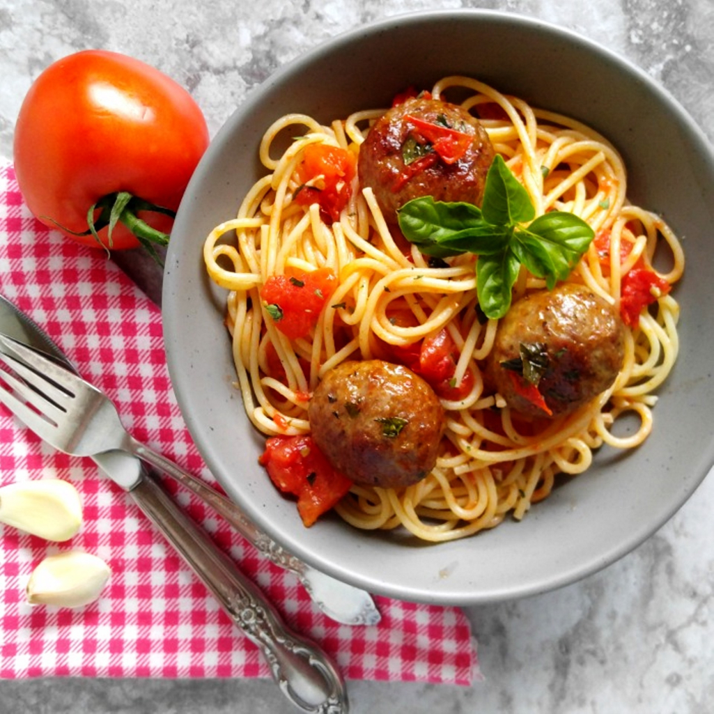 abruzzese-meatballs-buttery-pasta.jpg